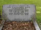 image of grave number 677582